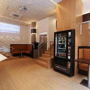 https://hotel-esplugues.top-hotels-tarragona.com