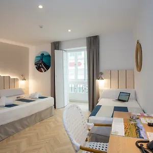 https://casual-cadiz-del-duende.hotelsincadiz.net