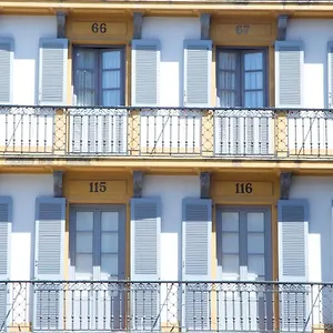 https://central-roomss.sansebastianhotels.net